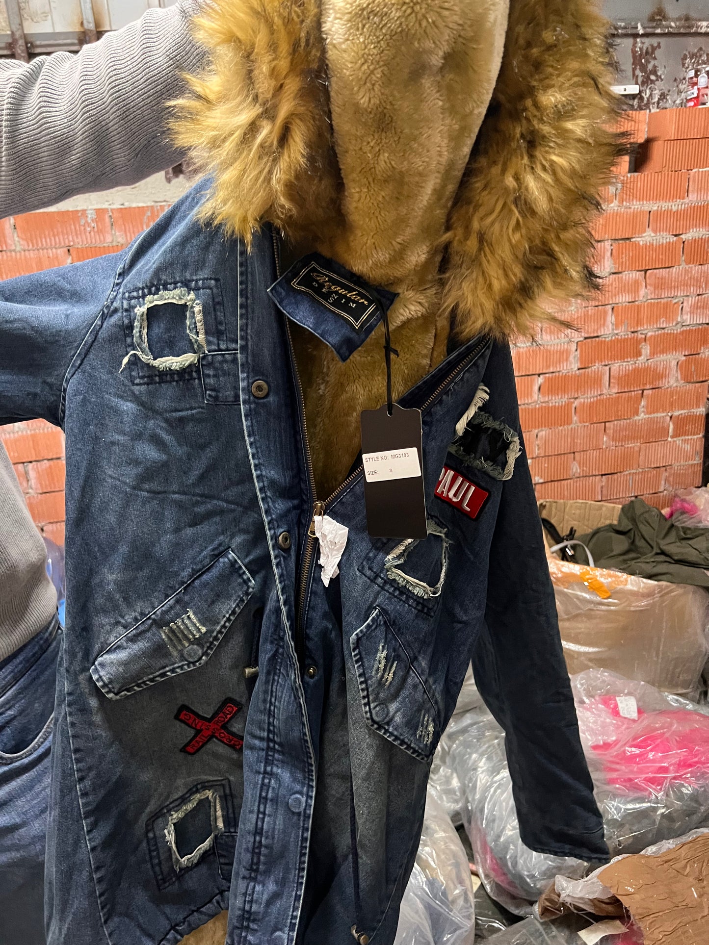Chaqueta forro con capucha